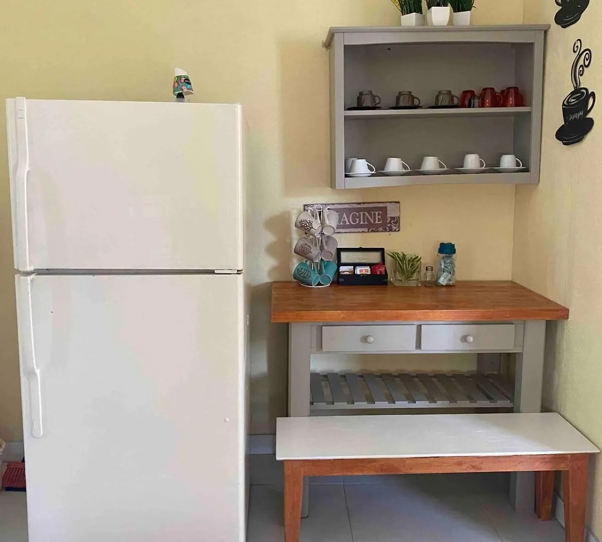 Island Vibes Point Of View- Near Beach & Airport Nassau Appartamento
